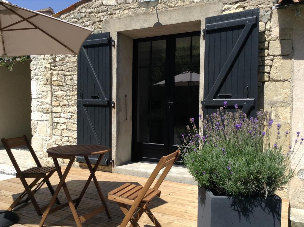 Bed and Breakfast La Grange D'Aunis Aigrefeuille-dʼAunis Esterno foto