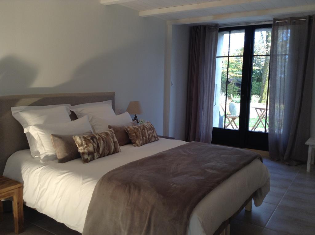 Bed and Breakfast La Grange D'Aunis Aigrefeuille-dʼAunis Camera foto