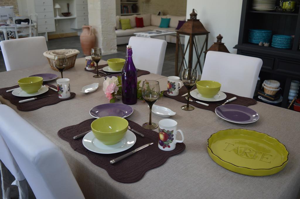 Bed and Breakfast La Grange D'Aunis Aigrefeuille-dʼAunis Esterno foto